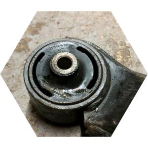 сайлентблок  переднего рычага