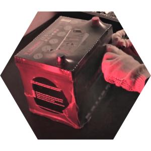 распаковка нового аккумулятора