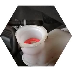 заливная горловина тормозной жидкости Хендай Крета