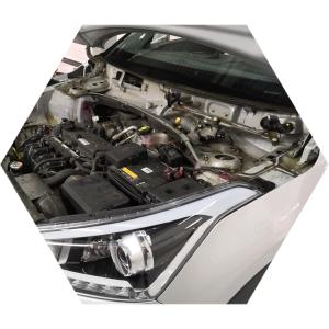 Хендай Крета в процессе замены помпы