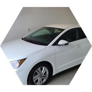 Хендай Элантра в автотехцентре после замены ремня генератора