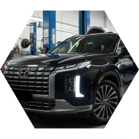 Хендай Палисад готовится к замене амортизаторов в автотехцентре