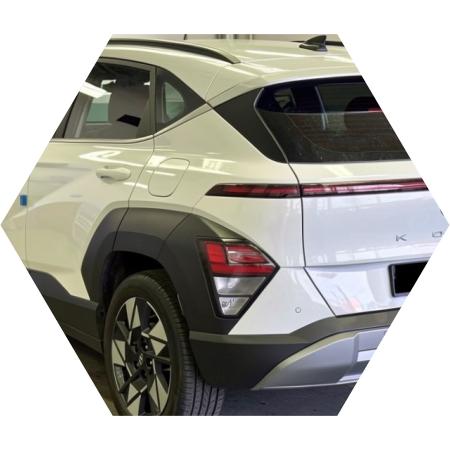 Hyundai Kona в автосервисе на обслуживании