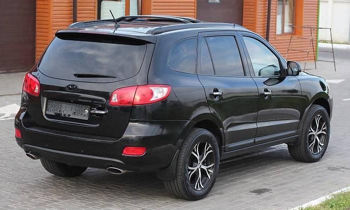 Тюнинг санта фе 2. Hyundai Santa Fe 2009 Tuning. Хендай Санта Фе 2011 черный. Хендай Санта Фе 2 черный. Hyundai Santa Fe Tuning 2010.